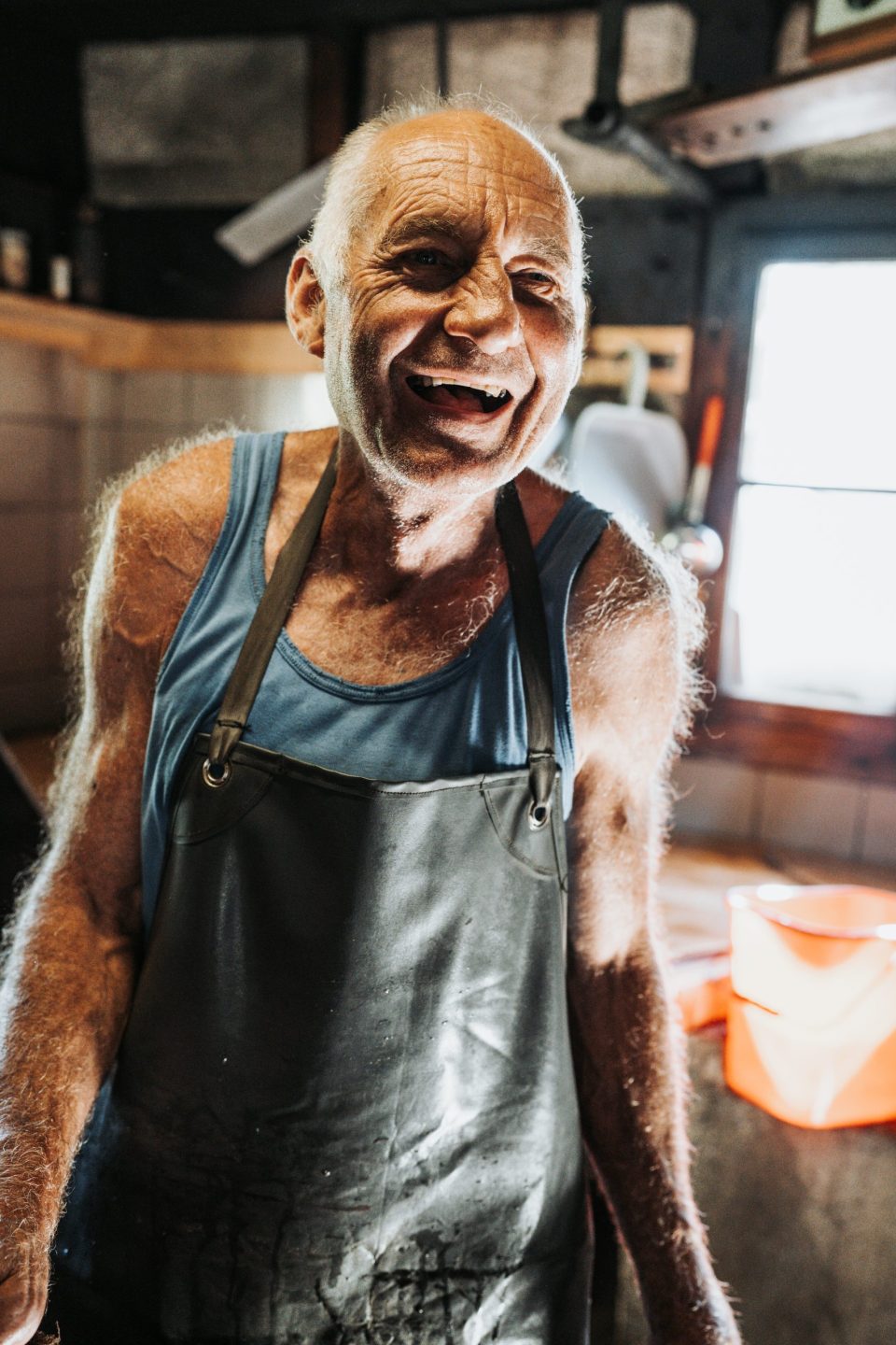 Portrait agriculteur montagne