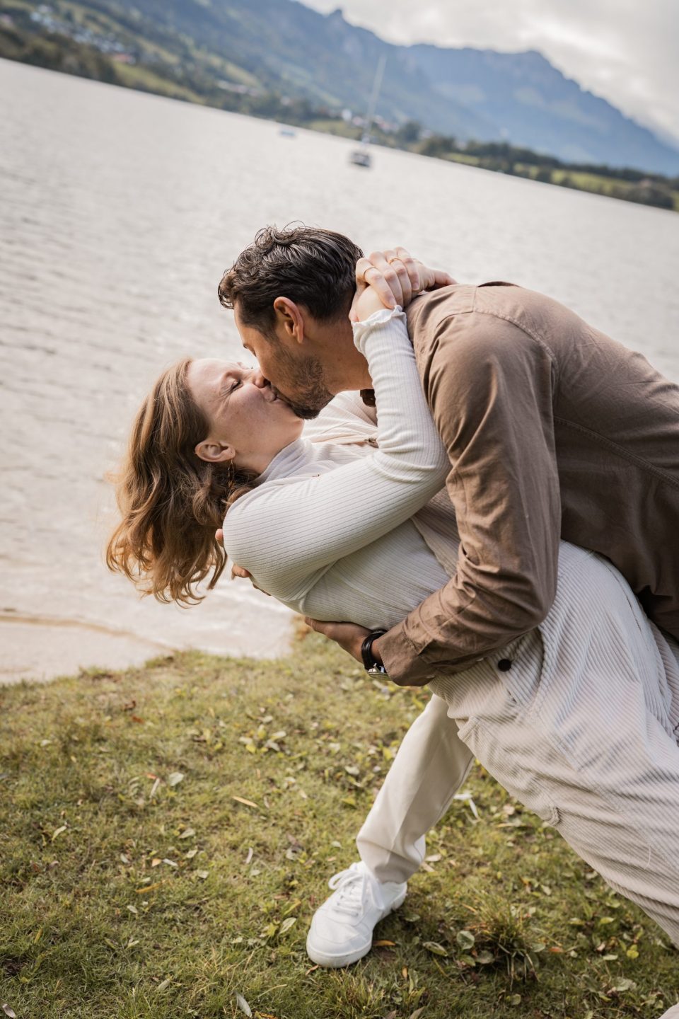 Shooting couple engagement