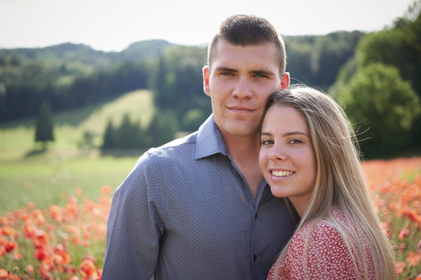 Séance couple coquelicots
