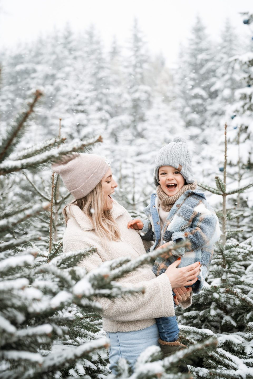Séance photo famille neige
