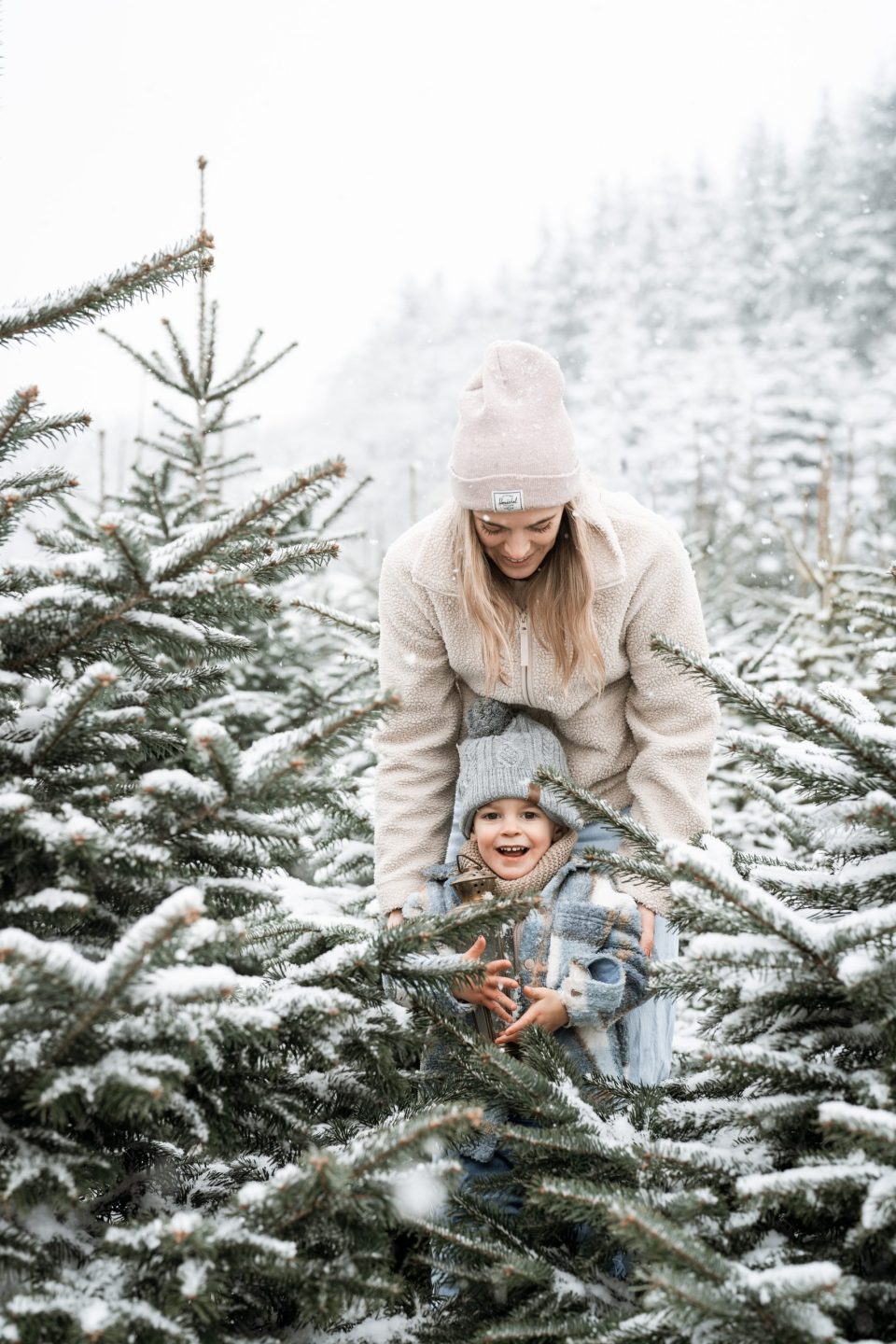Séance photo famille neige