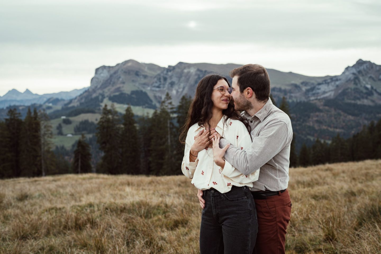 Séance photo engagement montagne Paccots